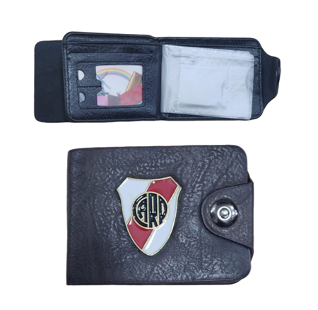 MODA COOL (1) BILLETERA de River Para Targetas. Con Broche Medida: 12x8cm.