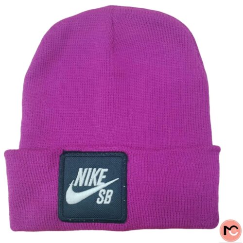 GORRO ROCKY